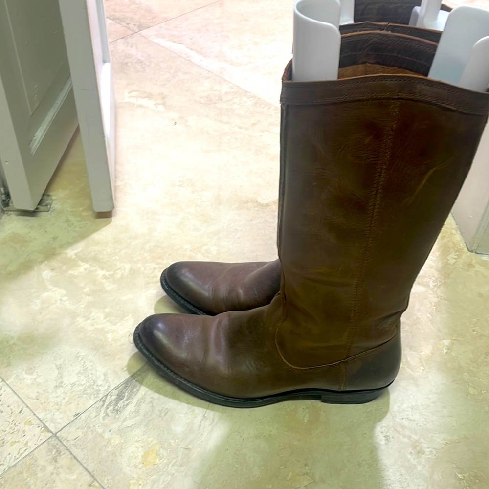 Frey boots